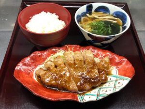 【心斎橋駅2分】うどんを名物に、こだわりの和食を堪能